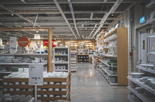 Waarom bedrijven overstappen op self-service kiosken: 5 redenen